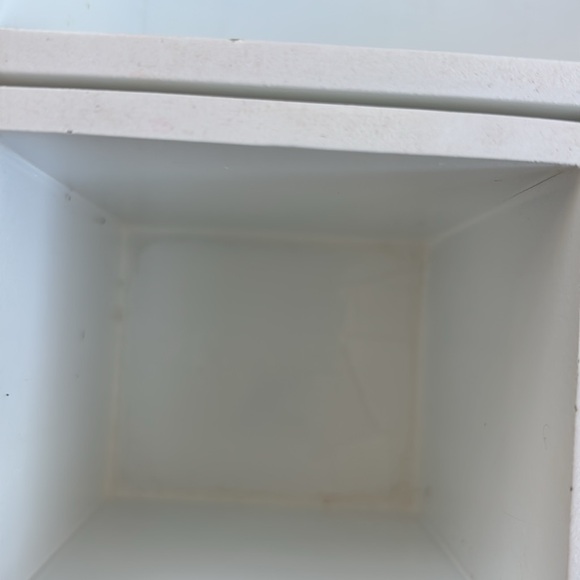 White Desk Organizer - Picture 8 of 10